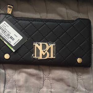 Badgley Mischka Black and Gold Quilted Wallet with Luxurious Design